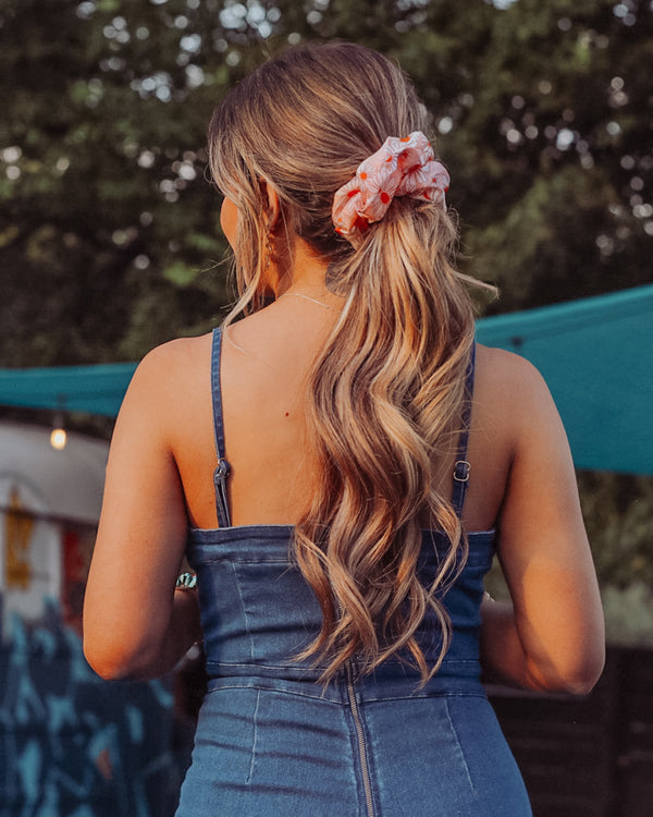 LAST CHANCE! Cassidy Oversized Scrunchie  - Daisy Darling