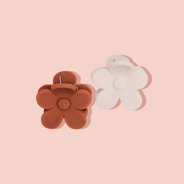LAST CHANCE! Cassidy Daisy Clips (2-pack) - Daisy Darling